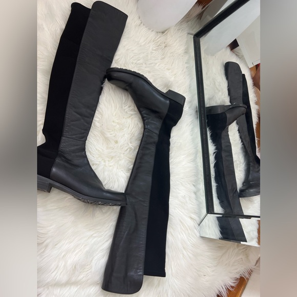 Stuart Weitzman
Half 'N Half Bold Boots - Picture 3 of 16